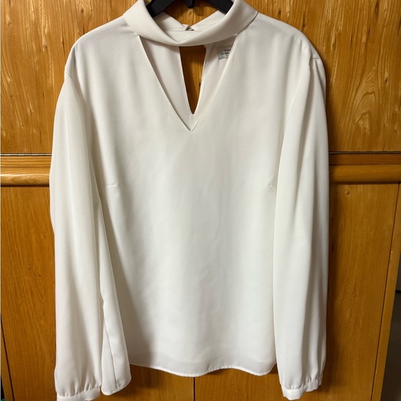 Tahari ASL Tops - Elegant Tahari by Arthur Levine White Women's Blouse With Neck Detail